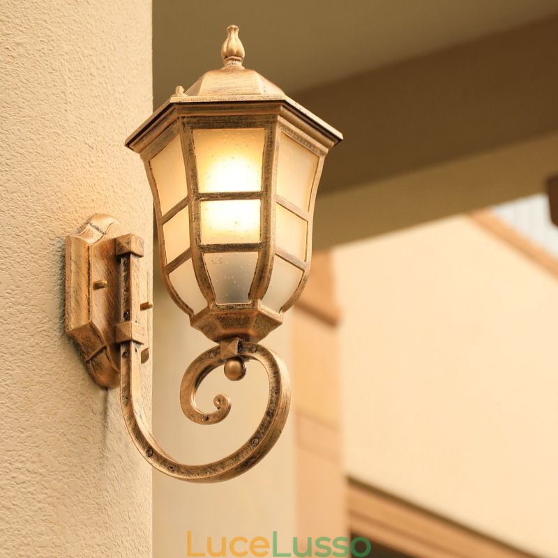 Applique da parete europea retrò luce esterna singola testa impermeabile luce da parete in vetro smerigliato