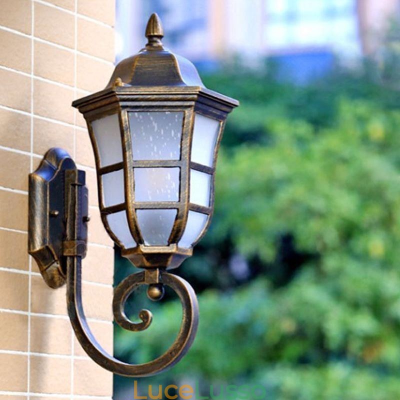 Applique da parete europea retrò luce esterna singola testa impermeabile luce da parete in vetro smerigliato