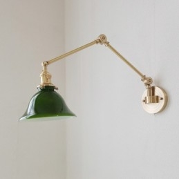 Applique moderna con paralume in vetro