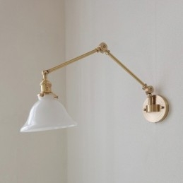 Applique moderna con paralume in vetro
