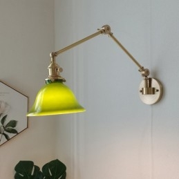 Applique moderna con paralume in vetro