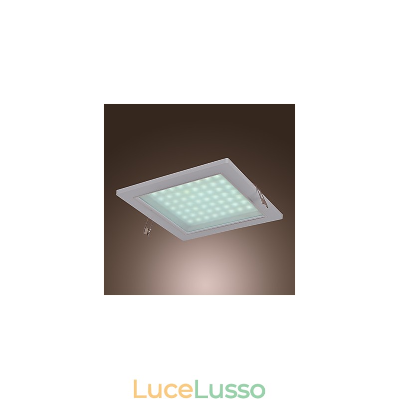 Moderne luci da incasso a forma quadrata