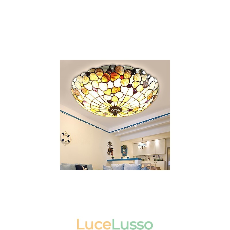 Le conchiglie del Mar Mediterraneo assorbono la luce della cupola Camino rurale