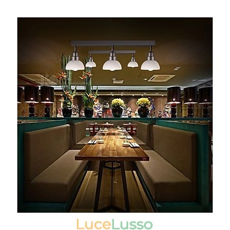 Lampada da soffitto a forma di triangolo in vetro bianco con telaio in alluminio, moderna e alla moda