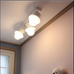 La lampada da soffitto dell'armadietto semplice e creativa