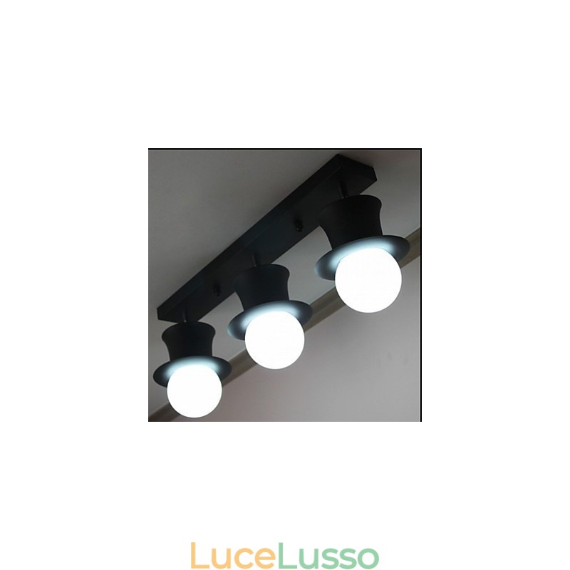 La lampada da soffitto dell'armadietto semplice e creativa