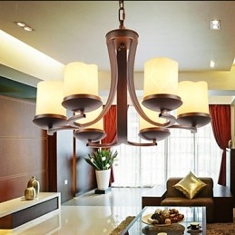 Lampadario in metallo dipinto in stile retrò classico tradizionale