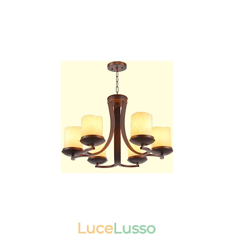 Lampadario in metallo dipinto in stile retrò classico tradizionale