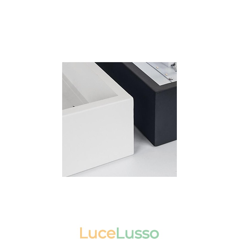 Lampada da soffitto moderna e contemporanea in metallo con verniciatura a filo