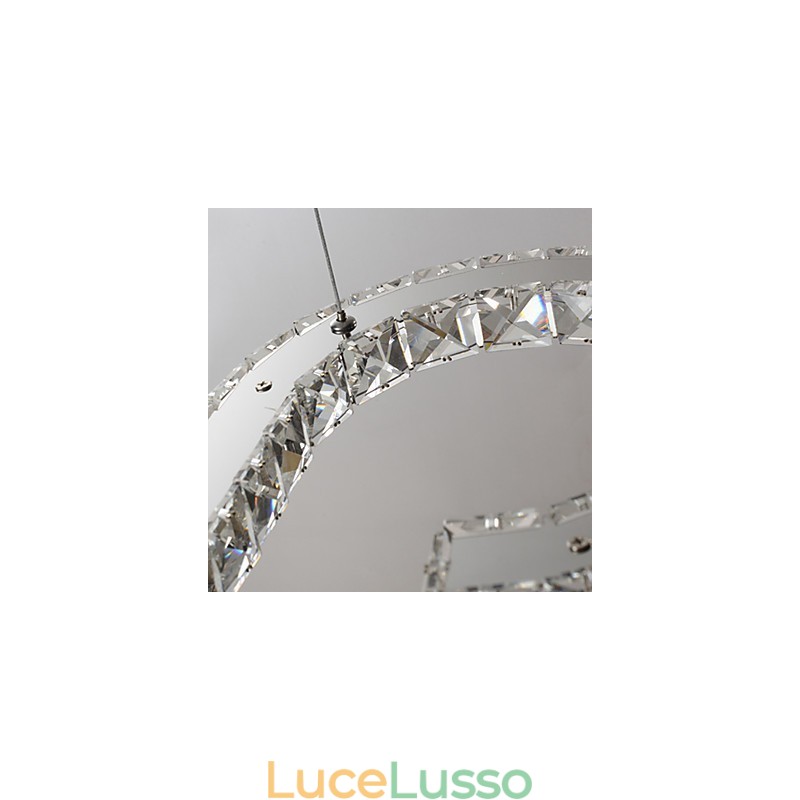 Lampada a sospensione moderna in metallo cromato e cristallo contemporaneo
