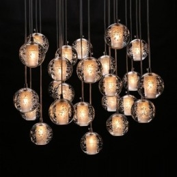 Lampada a sospensione a sfera di cristallo Meteorer Stage di Creative Engineering