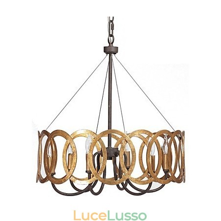 Lampadario tradizionale classico in metallo dorato Lampadario tradizionale classico in metallo dorato