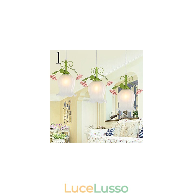 I fiori e le piante del giardino di San Valentino assorbono la luce della cupola