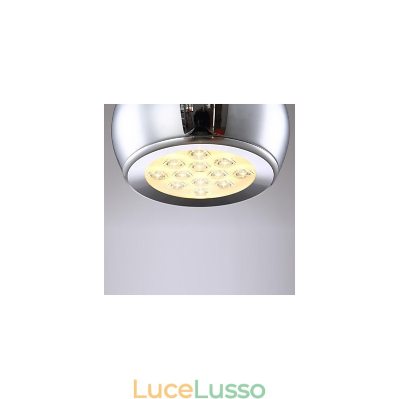 Lampada a sospensione moderna e contemporanea in metallo elettroplaccato a forma di globo