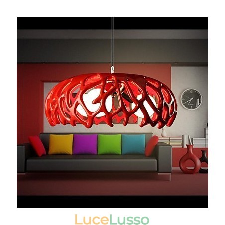 Lampada a sospensione moderna in resina dipinta e contemporanea Lampada a sospensione moderna in resina dipinta e contemporanea