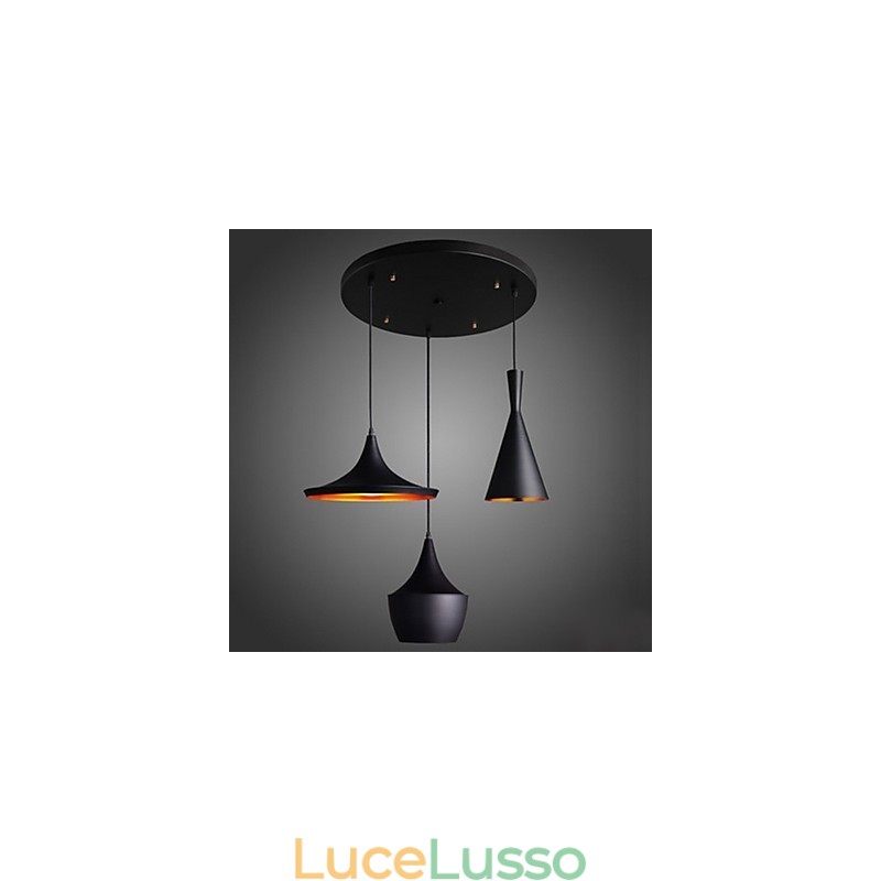 Lampada a sospensione aerodinamica in nero