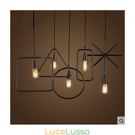 Lampadario in ferro battuto a forma di testa retrò americano individuale a 5 teste Lampadario in ferro battuto a forma di testa retrò americano individuale a 5 teste