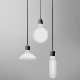 Lampade a sospensione moderne contemporanee in metallo