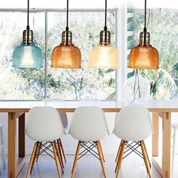 Lampadario nordico in vetro colorato con piccola goccia che restaura i modi antichi