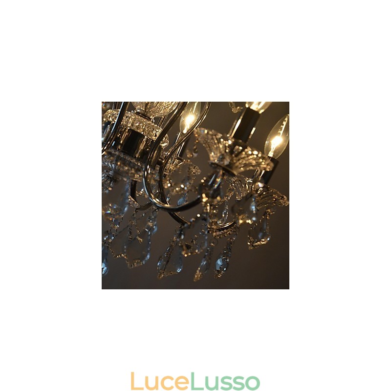 Lampadario tradizionale classico in metallo cromato di cristallo