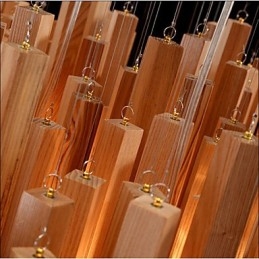 Lampadario in legno Art Line di Hotel Engineering