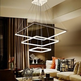 Lampada a sospensione dal design moderno a tre anelli