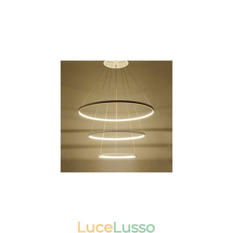 Lampada a sospensione dal design moderno a tre anelli