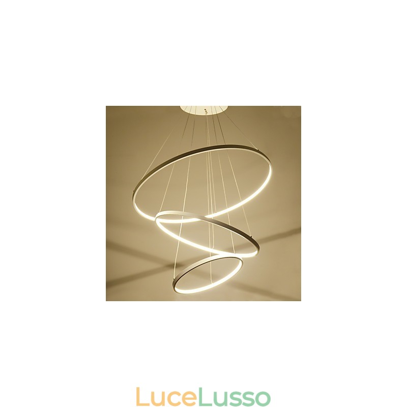 Lampada a sospensione dal design moderno a tre anelli