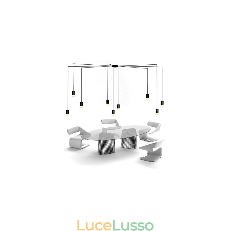Lampada a sospensione con design geometrico e con cordone contratto in Europa settentrionale