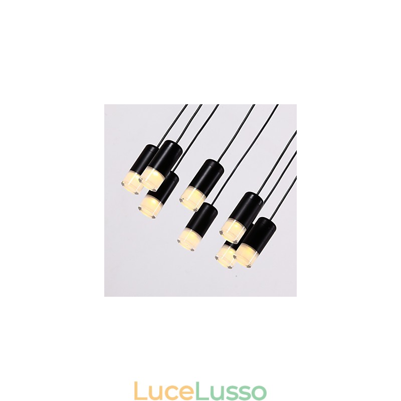 Lampada a sospensione con design geometrico e con cordone contratto in Europa settentrionale