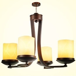 Lampadario in metallo dipinto in stile retrò classico tradizionale