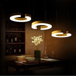 Lampadario in acrilico tipo C tre