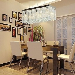 Lampadario di cristallo moderno e contemporaneo