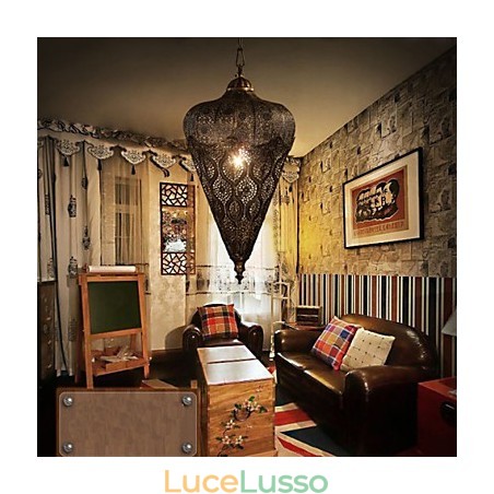 Lampadario retrò in ferro cavo a mano, stile sud-est asiatico americano Lampadario retrò in ferro cavo a mano, stile sud-est asiatico americano