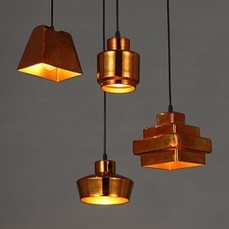Lampadario in vetro retrò stile country americano, con seduta arrugginita e luce a goccia