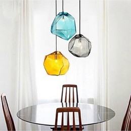 Lampada a sospensione con luce cromatica a goccia in cristallo di ghiaccio creativo con diamanti