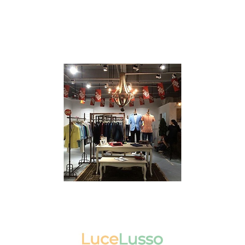Lampadario in legno e bambù dipinto in stile mini vintage