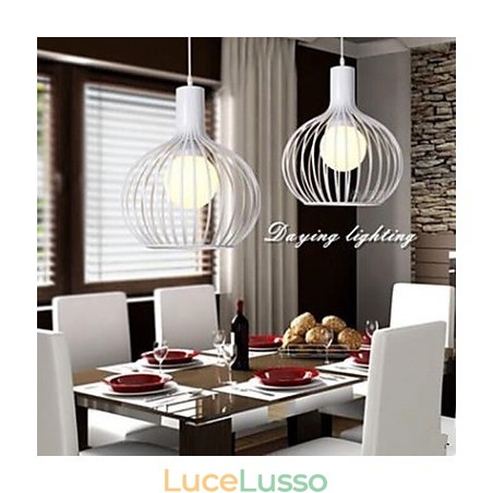 Lampadario in ferro battuto per pasti, bar, negozi, granate, lucernari Lampadario in ferro battuto per pasti, bar, negozi, granate, lucernari